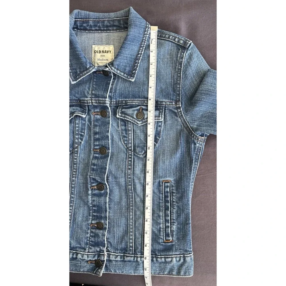 NWOT Old Navy Denim Jacket (Girls' Size Medium)